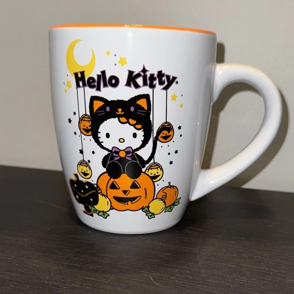 Hello Kitty Halloween Mug - Picture 4 of 4